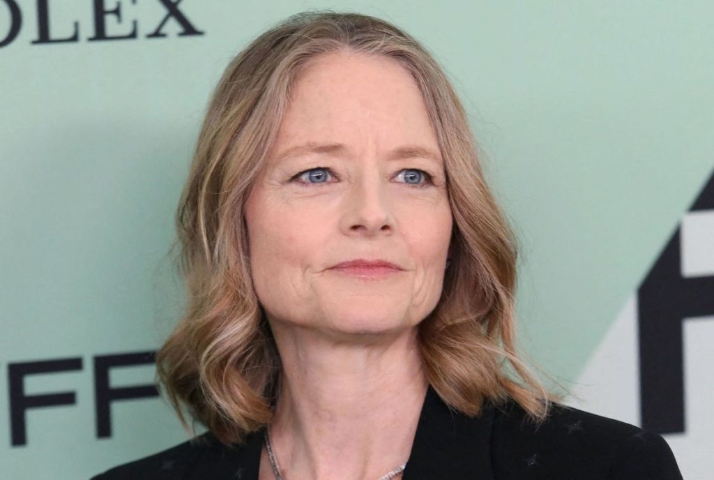 Jodie Foster, l’actrice américaine qui incarne le leadership au féminin jodie foster l'actrice américaine que tous les français adorent